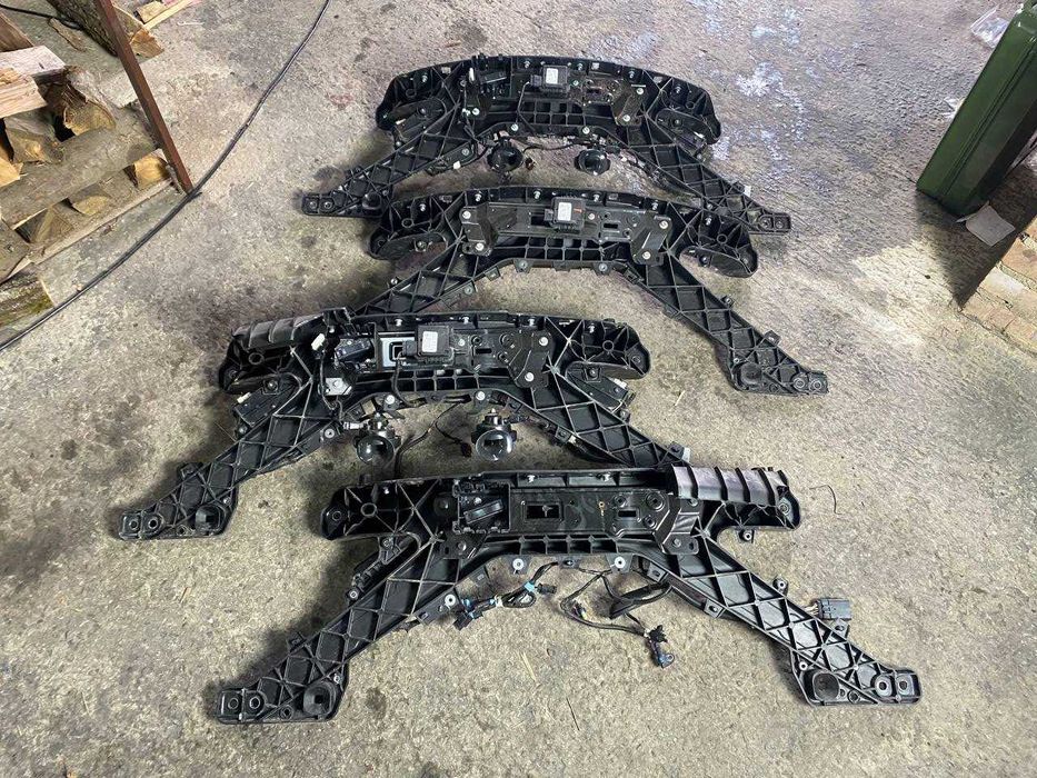 Телевізор оригінал Tesla Model 3