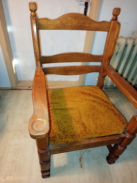 Krzesło zabytek antyk tanio