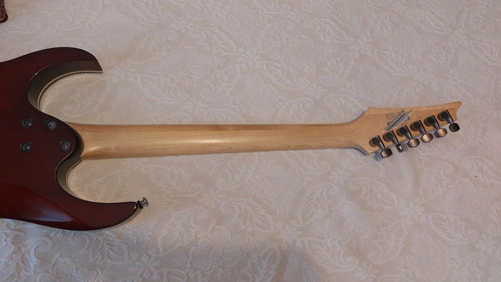 Ibanez RG3EXFM1 Guitarra