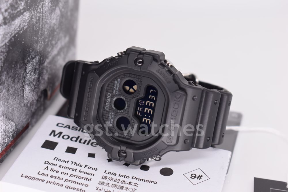 Casio G-Shock DW-5900UBB-1E NEW ORIGINAL | 10 років батарейка | LED підсвітка