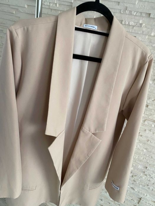 Miss city długa marynarka oversize z printem twarz art