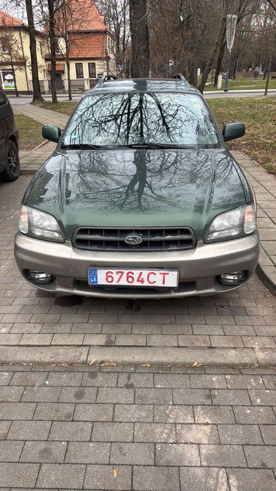 Субаро Легасі 2001