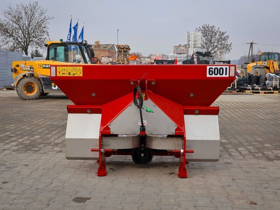Rozsiewacz Ogrodowy Do Nawozu 400 - 1600L Z Hydrauliką