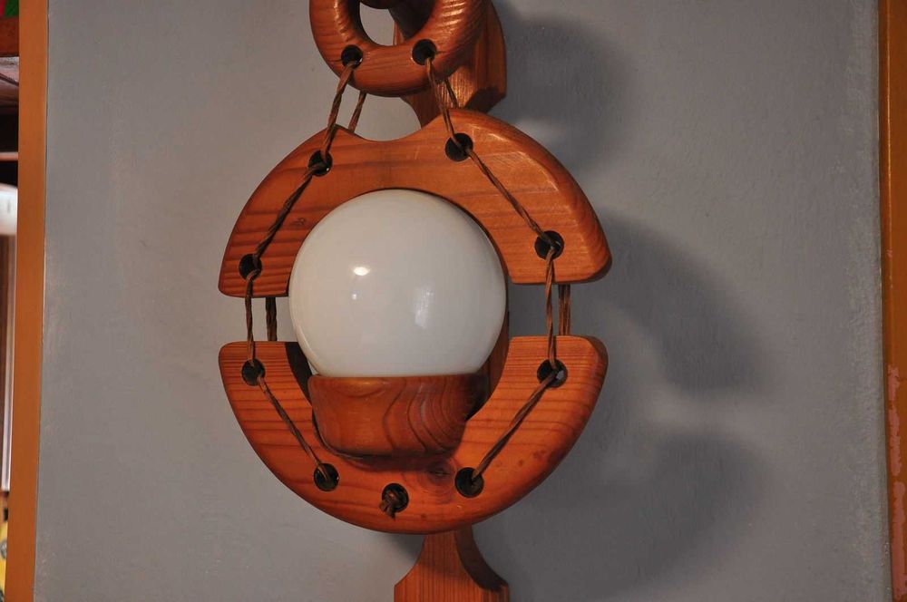 Drewniana lampa wisząca* kinkiet* PRL* szklany klosz* rzemyk* stan BDB