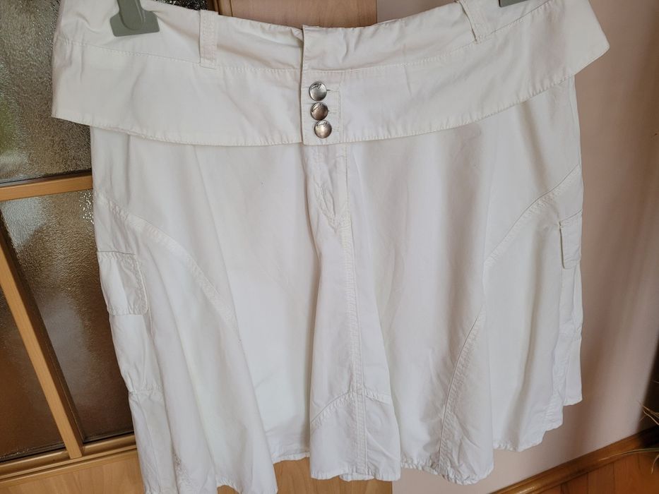 Spódnica biała kolekcja Carry