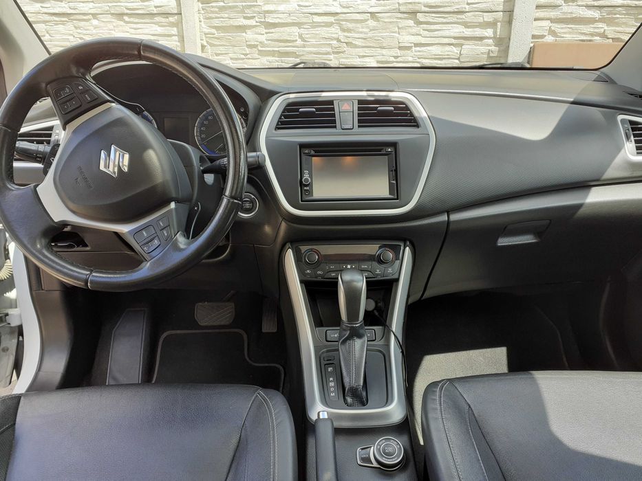 Suzuki Sx4 S-Cross . Automat . Super stan.