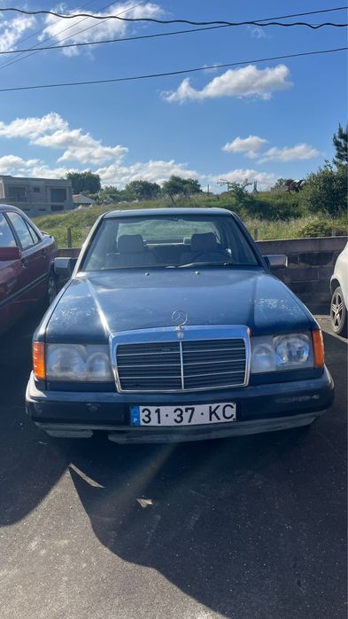 Mercedes-Benz 200D W124