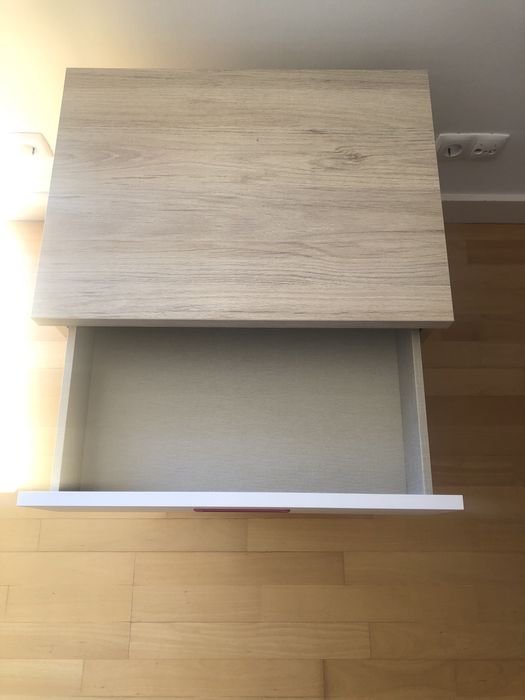 Mesa de cabeceira427072135564503043