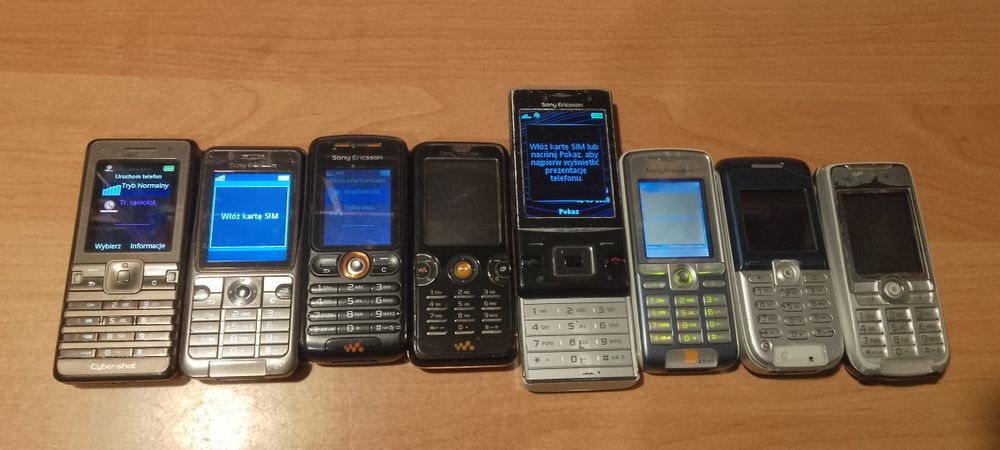 Zestaw telefonow Sony Ericsson