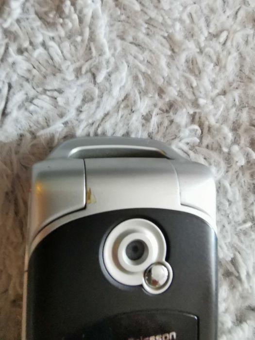 Sony Ericsson W300i WALKMAN