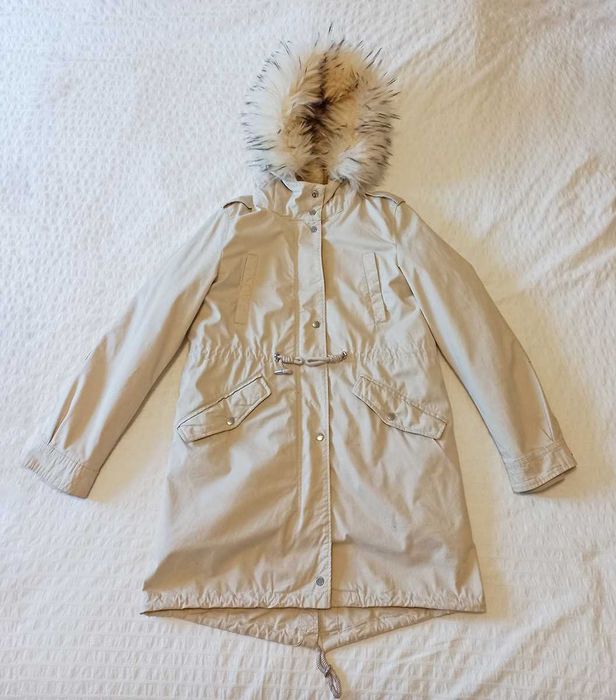 Casaco Parka Capuz Bege Senhora L Bershka