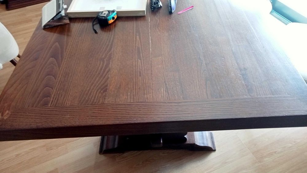 Mesa rústica de madeira  castanheiro