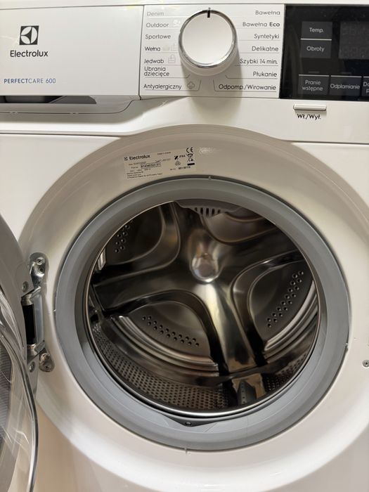 Pralka electrolux superslim