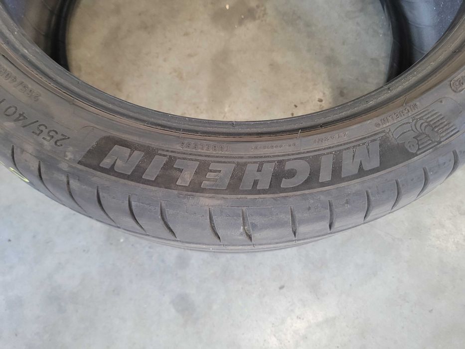 Opony 255/ 40 20 michelin lato 2 sztuki