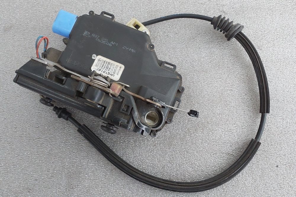 Fechadura / fecho porta frente esquerdo VOLKSWAGEN New Beetle Cabriole