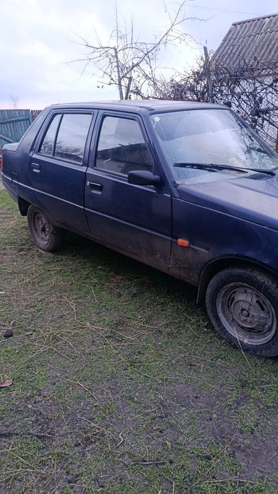 Продам інжекторну славуту торг