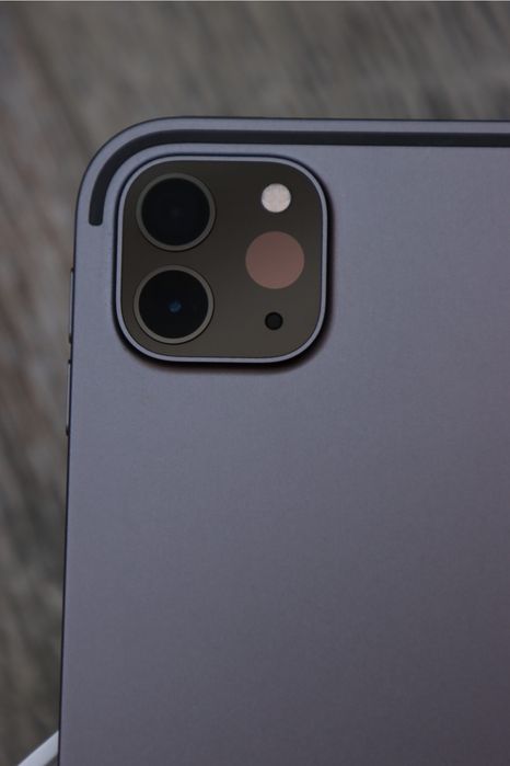 iPad Pro 12.9 (5th Generation) Wi-Fi 2TB Space Gray