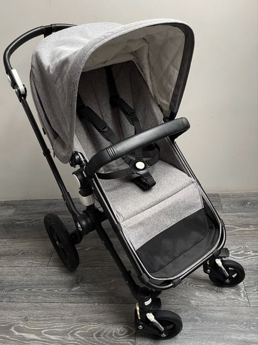 Каляска Bugaboo Cameleon 3 Plus Black/Grey Melange