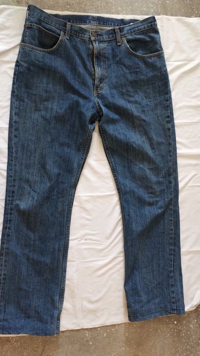 Spodnie Lee Brooklyn to kultowy model męskich jeansów Jak Nowe