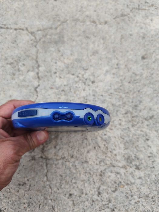 Leitor de CD portátil da marca Thompson