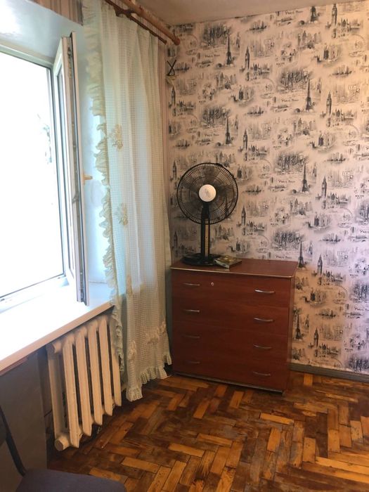 Здається 1-кімнатна гостинка вул. Перемоги, зупинка Ластівка