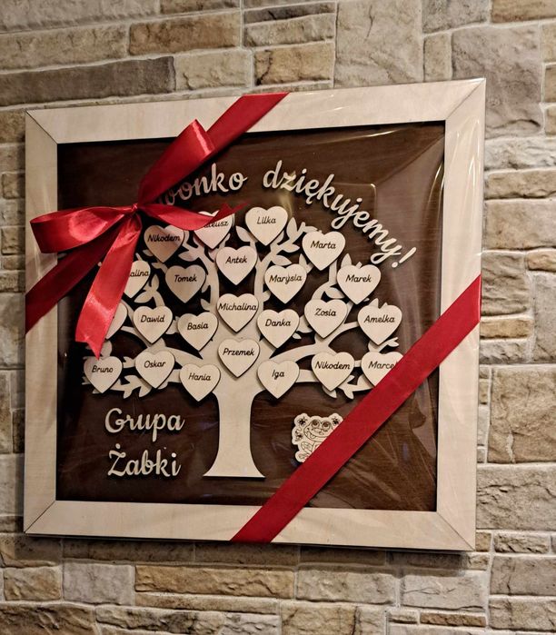 Prezent dla wychowawcy koniec roku szkolnego upominek. Drzewo