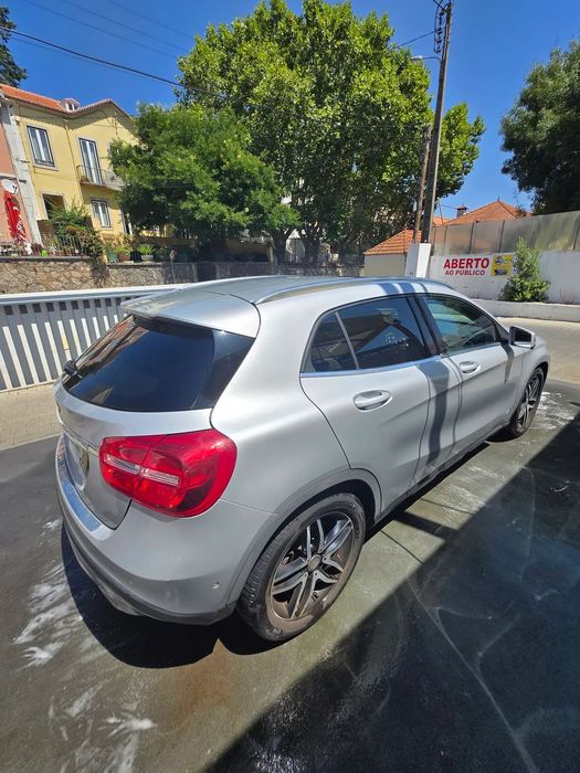 Mercedes-Benz GLA 180 CDi Urban