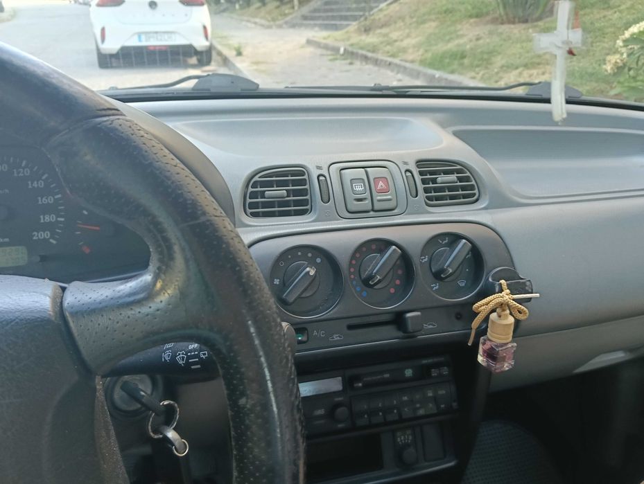 Nissan Micra 998cc