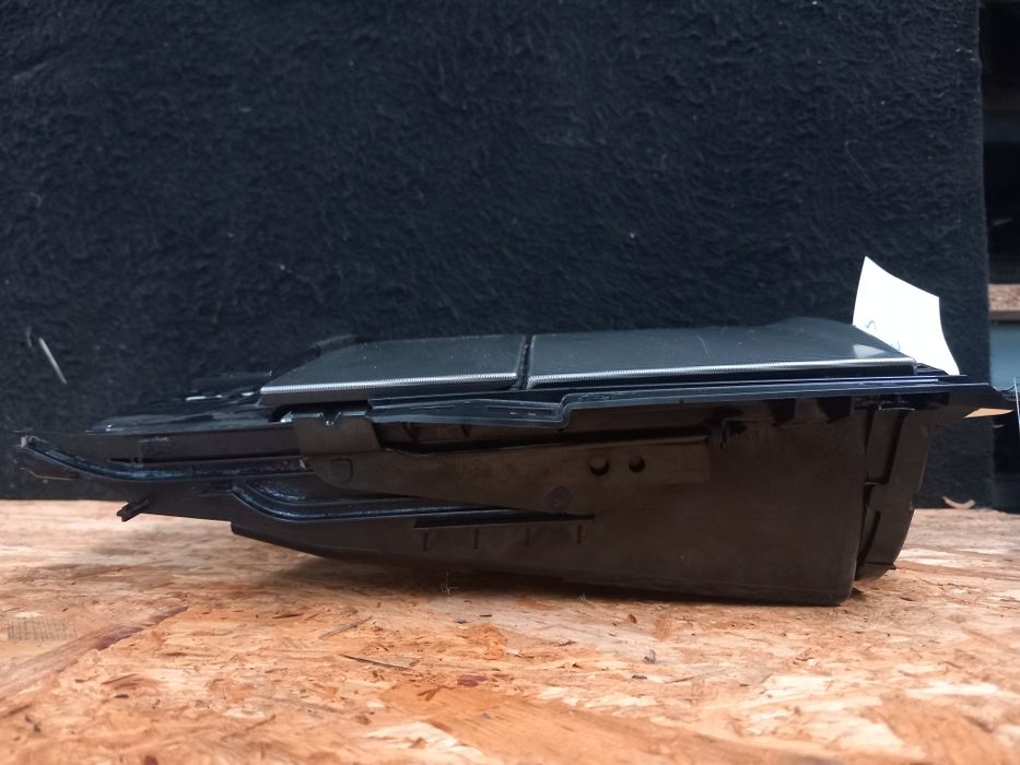 Consola central compartimento arrumação isqueiro Mercedes Class E W212