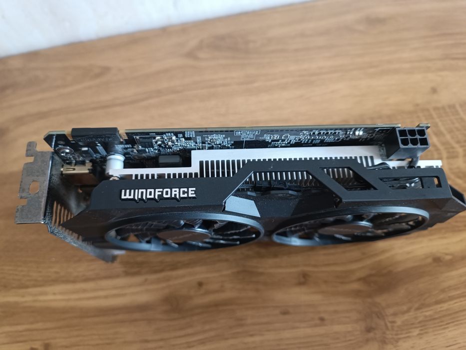 Placa gráfica Gigabyte GTX 950 Windforce OC Edition 2GB DDR5