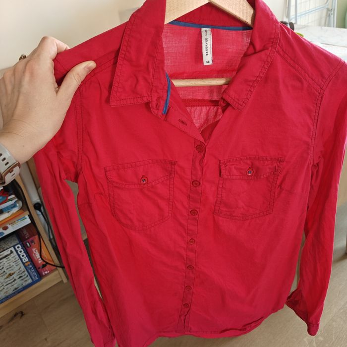 Koszula Reserved w ciekawym różowo czerwonym kolorze