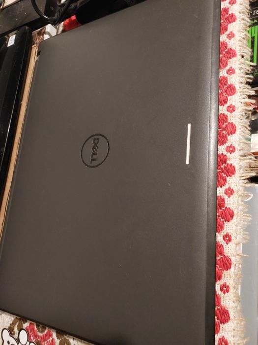 Dell 3340 i5, dotyk 13,3cala, SSd , sprawny