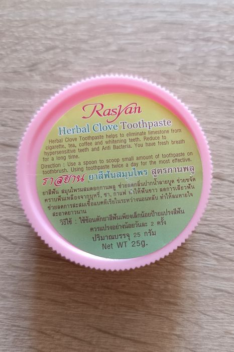 Tajska pasta wybielająca Rasyan