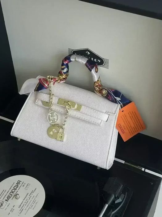 Сумочка Хермес жіноча шкіряна Повний комплект сумка Hermes Kelly біла через плече кросбоді