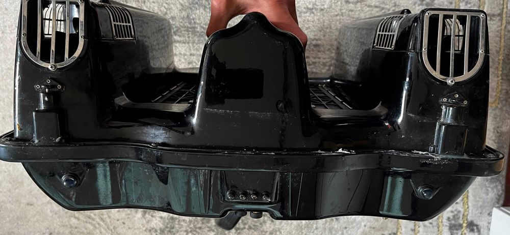 Łódka zanętowa VEGA BOAT DUŻA  + Echosonda GPS do łódki TF640 TOSLON