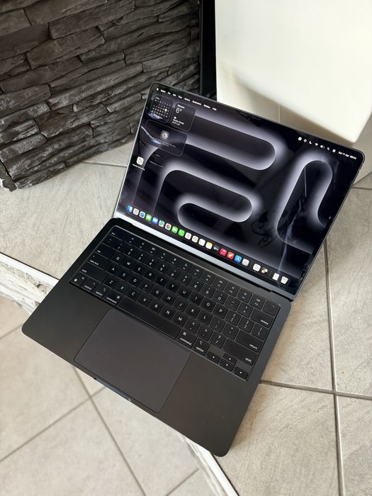 MacBook Air M2 2022r.