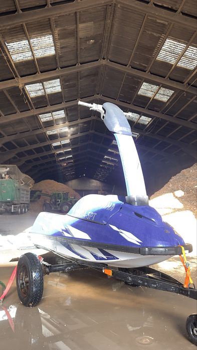 Super jet yhamaha mota agua