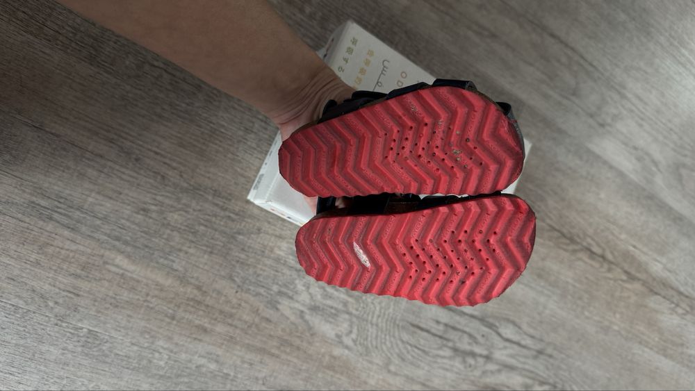 Geox босоніжки дит. 22розмір