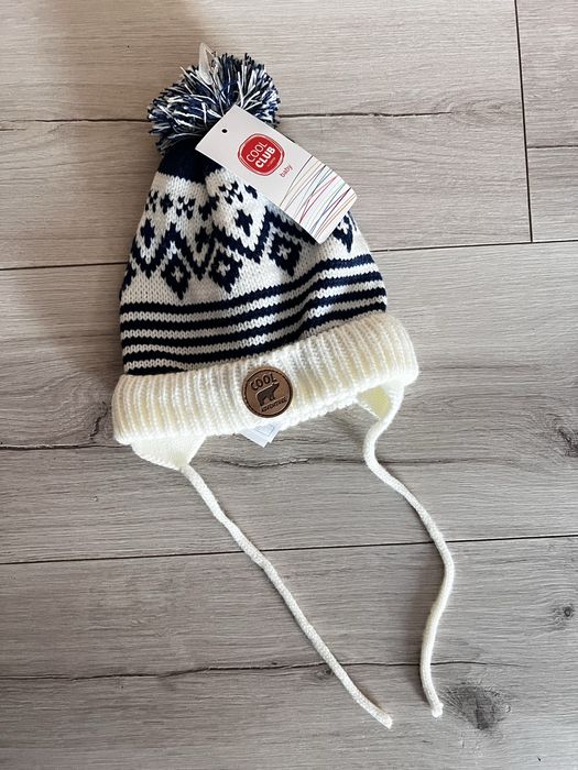 Nowa zimowa czapka Cool Club