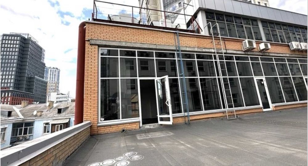 Оренда офісу. Центр. Неж/ф. БЦ. Тераса