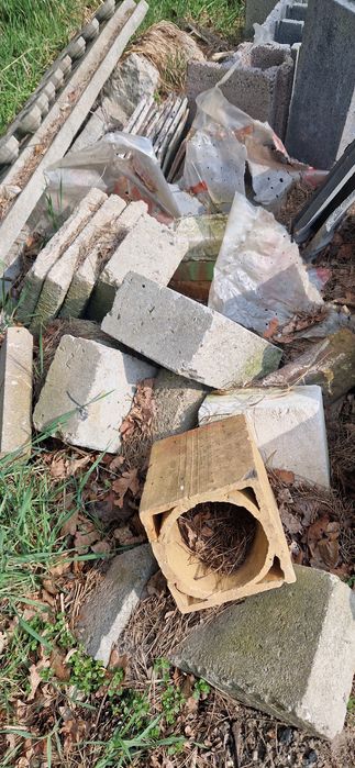 Oddam cegłę i gruz