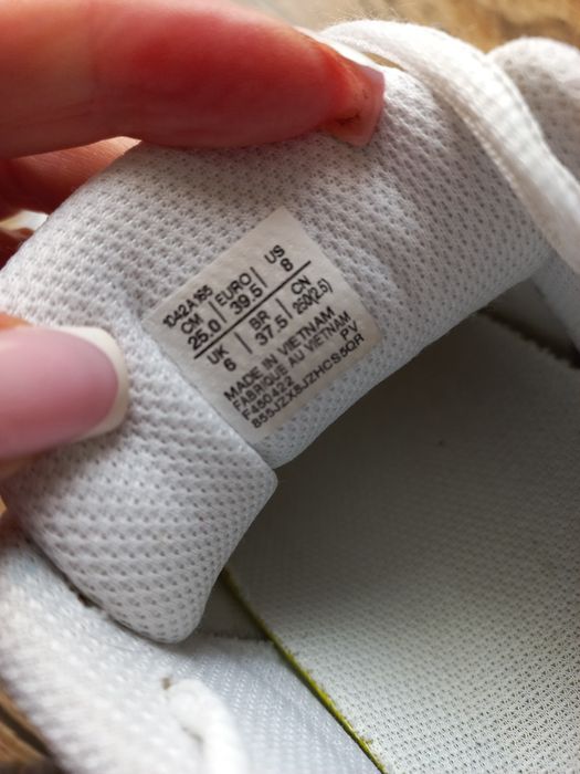 Кросівки Asics gel-CHALLENGER 13 розмір 39.5 в см 25.7