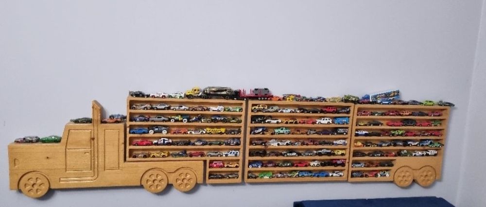 Stojak półka nacresoraki hot wheelsy drewno ciężarówka tir
