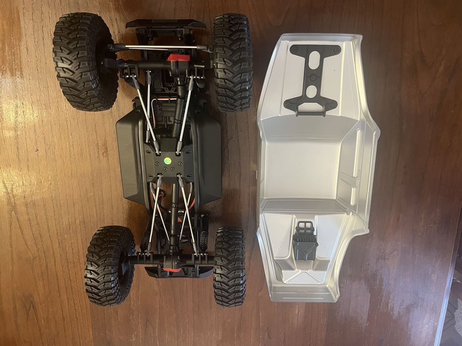 Axial Coyote Novo