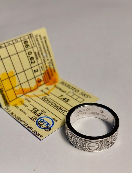 Złoty pierścionek Cartier LOVE z brylantami