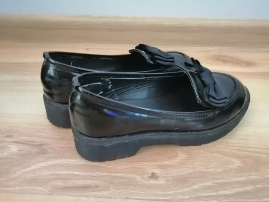 Lakierki dziewczęce rozmiar 32