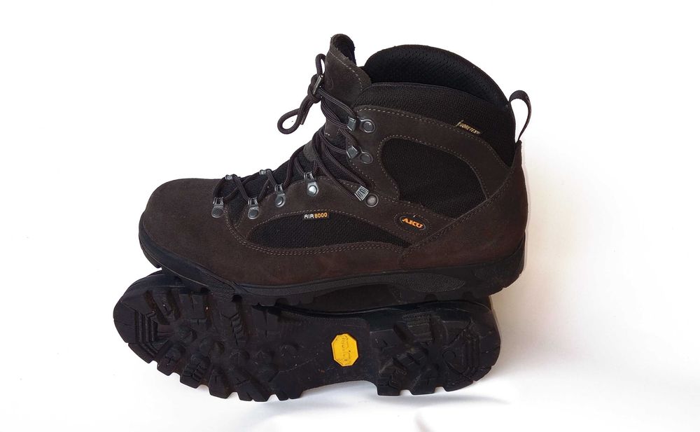 Buty AKU r 44 eu 9,5 uk wkł mierz 29 cm Trekkingowe Super Stan CZARNE