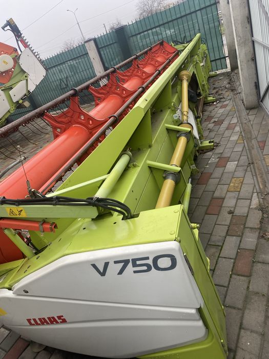 Claas V-750 2013 року