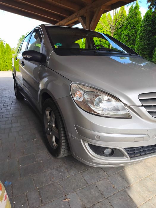 Mercedes B klasa W245