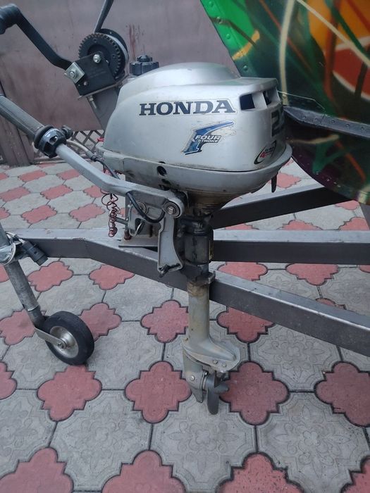 Лодочный мотор Honda BF 2.3